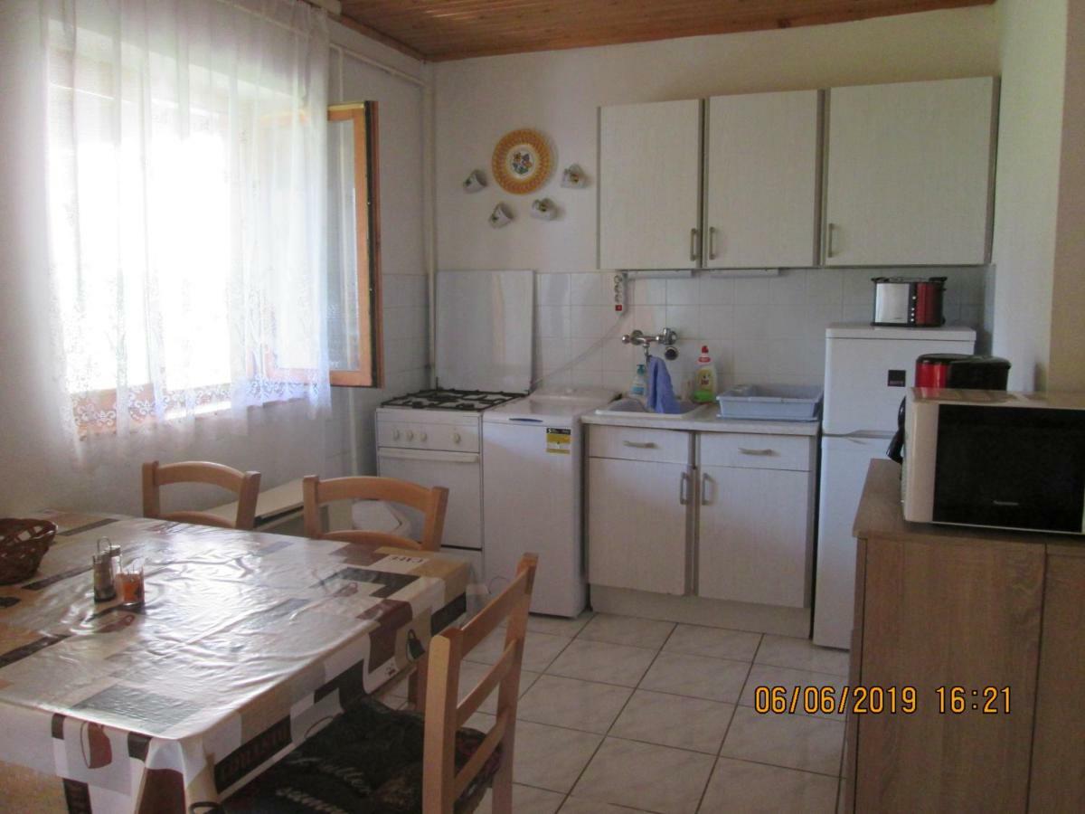 Fenyves Vendeghaz Apartment Balatonfenyves Luaran gambar
